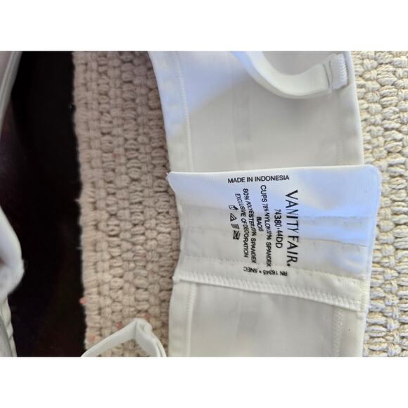 Vanity Fair Women's White Bra with Underwire and Removable Straps 44DD - Picture 3 of 3